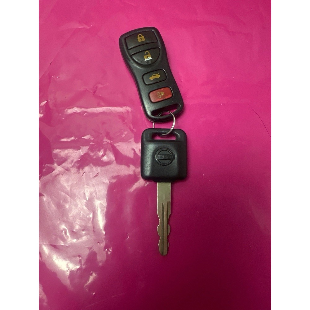 OEM Nissan Sentra Key Fob Remote 4 Button CWTWB1U429 P/N 282686Z + Key